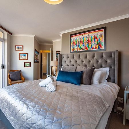 Luxury Ocean View Beachfront 2 Bed Apartment -206 The Waves, Blouberg, Cape Town Bloubergstrand Exterior foto