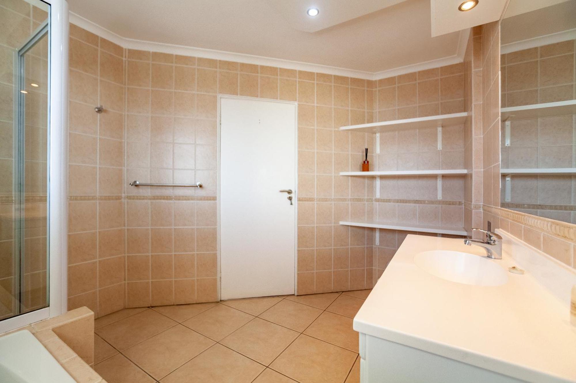 Luxury Ocean View Beachfront 2 Bed Apartment -206 The Waves, Blouberg, Cape Town Bloubergstrand Exterior foto