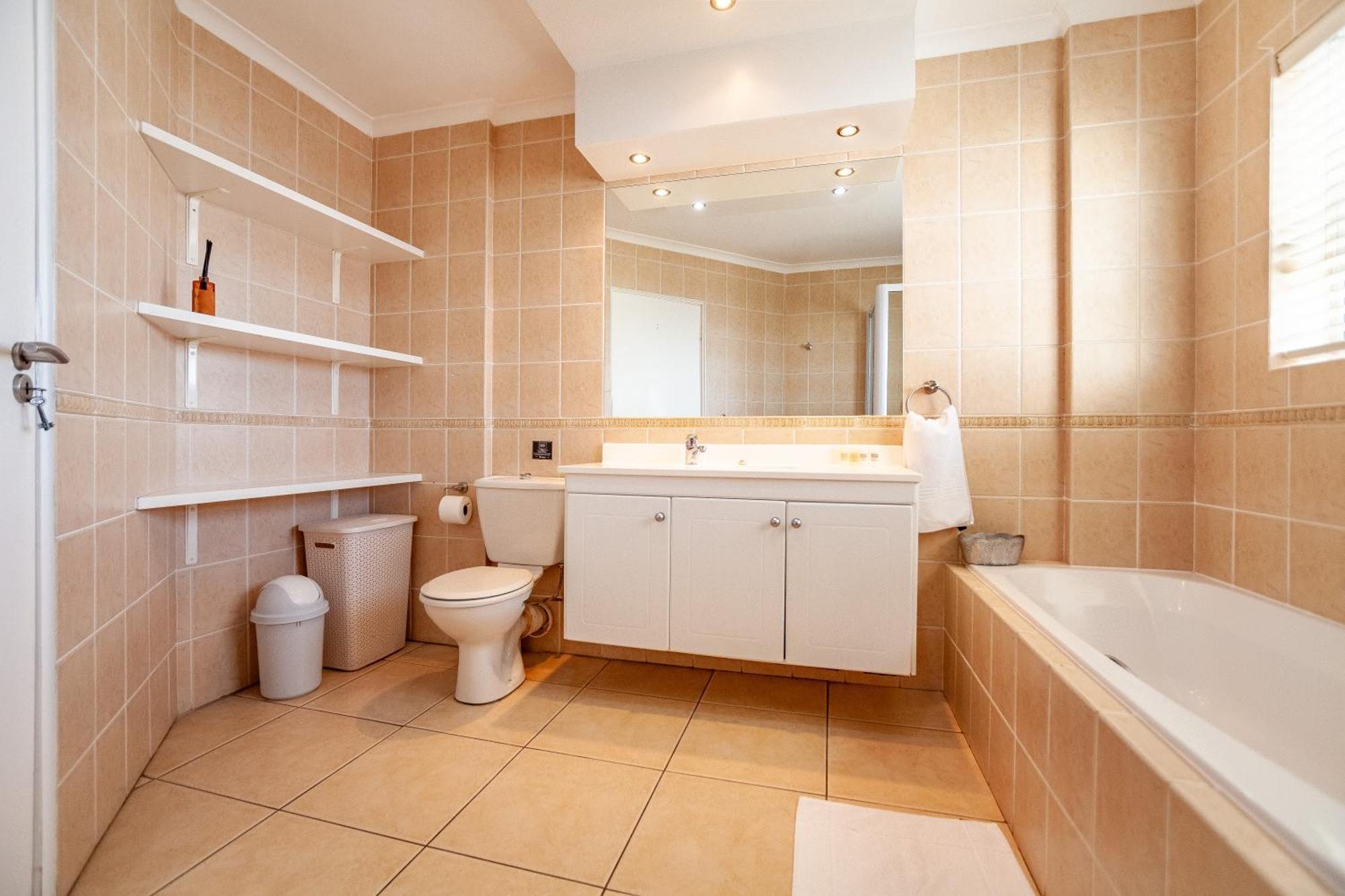 Luxury Ocean View Beachfront 2 Bed Apartment -206 The Waves, Blouberg, Cape Town Bloubergstrand Exterior foto