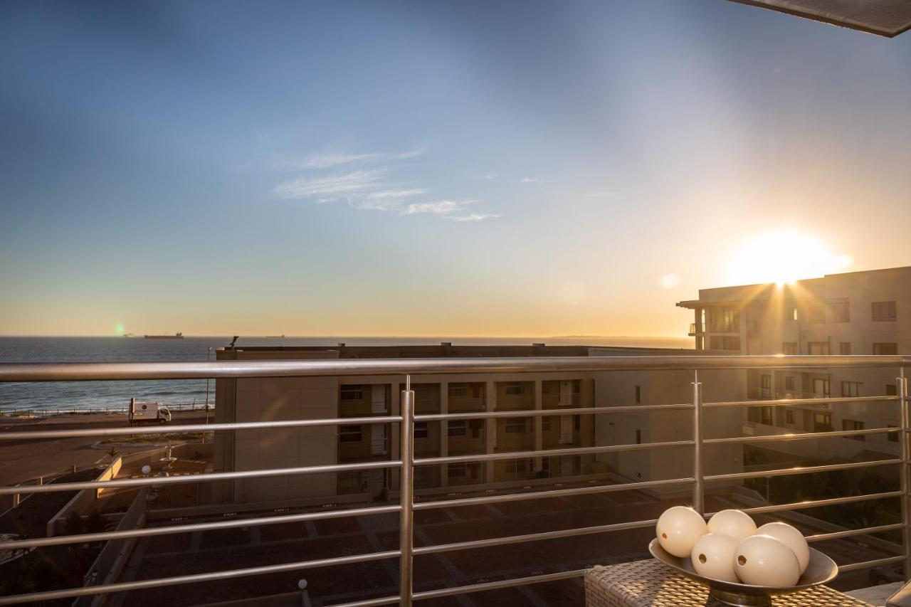 Luxury Ocean View Beachfront 2 Bed Apartment -206 The Waves, Blouberg, Cape Town Bloubergstrand Exterior foto